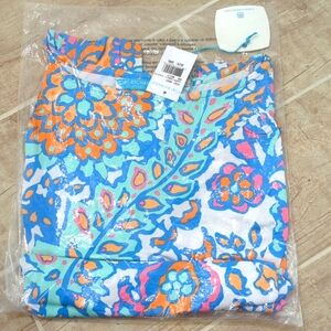 Nwt- Tori Richard boat neckline Paisley shirt size small.